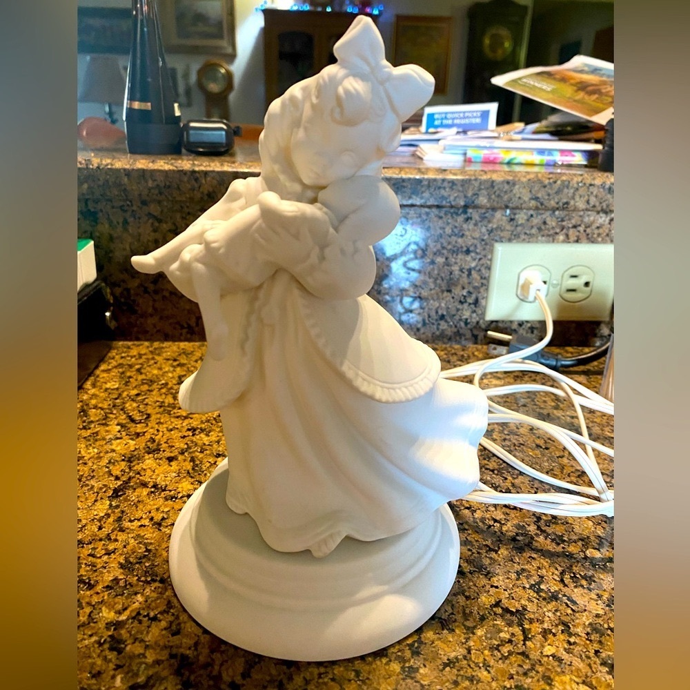 Vintage Gilbert Little Girl With Doll Lamp (Night Light) Porcelain Figurine